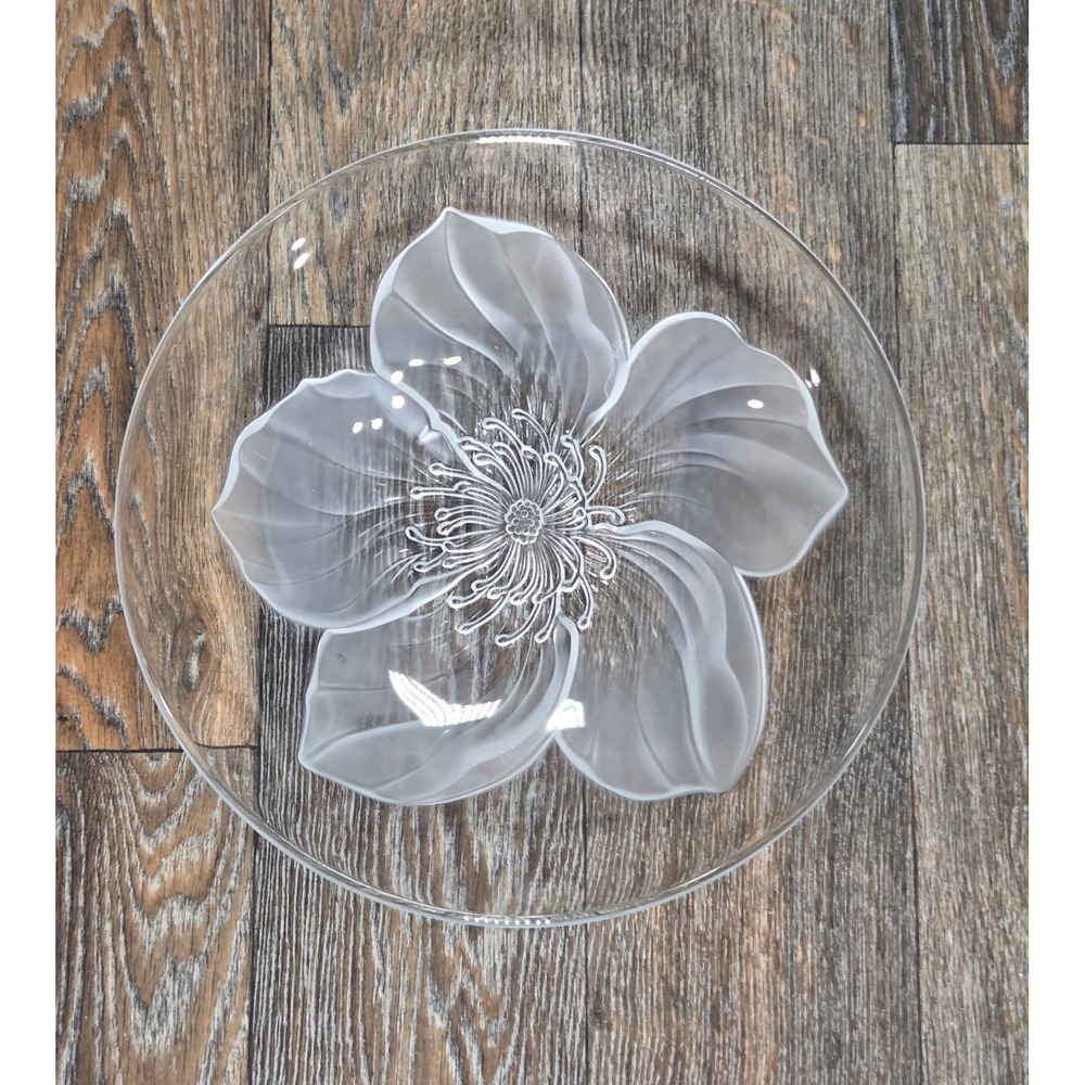 Sasaki Slovenia 1980s Frosted Glass Etched Dogwood Blossom Flower Plate 12"